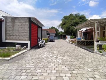 Rumah Modern Jawa Surevey Langsung Dekat Stasiun Prambanan