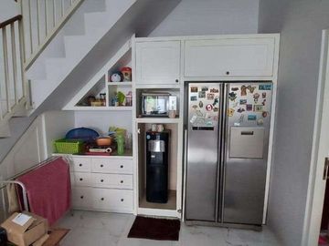 Rumah Murah 2 Lantai Semi Furnished Taman Wisata Regency
