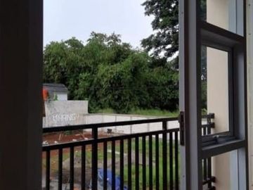 Rumah 2 lantai strategis di jalan Abdul Gani Cilodong