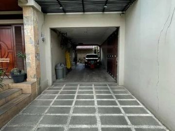 Rumah Mewah Belakang Holland Bakery Sultan Iskandar Muda
