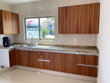 Casa en Fraccionamiento en José G Parres, Jiutepec, Morelos CAEN-Er-942-Fr