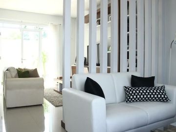 Rumah 2 lantai New Minimalis Asri dan Nyaman di Cipamokolan Bandung Dekat Borma Riung Bandung Harga Mulai 1M-an.Murah!!