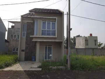 Rumah 2 lantai New Minimalis Asri dan Nyaman di Cipamokolan Bandung Dekat Borma Riung Bandung Harga Mulai 1M-an.Murah!!