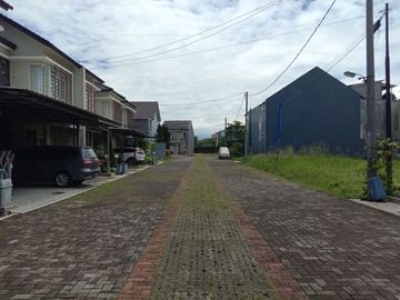 Rumah 2 lantai New Minimalis Asri dan Nyaman di Cipamokolan Bandung Dekat Borma Riung Bandung Harga Mulai 1M-an.Murah!!