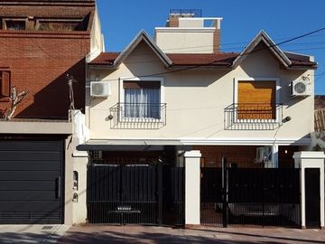 Duplex en venta en Lanus Oeste