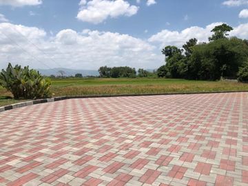 MURAH! RUMAH CANTIK TERBARU DI KLATEN TEPI JALAN SIAP HUNI LINGKUNGAN NYAMAN