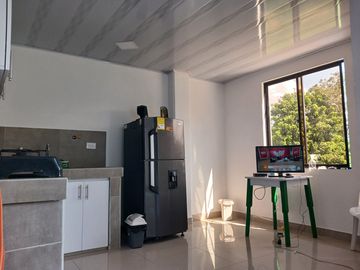 apartamento en venta en venecia zona urbana. Cod V12490