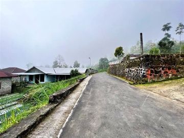 Tanah Dijual Cocok dibangun Villa Kemuning Karanganyar Jateng