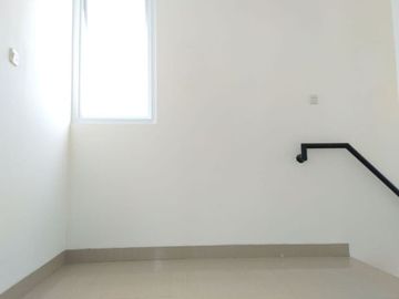 Jual rumah mewah cantik rasa villa sejuk asri di Cikutra pahlawan dago
