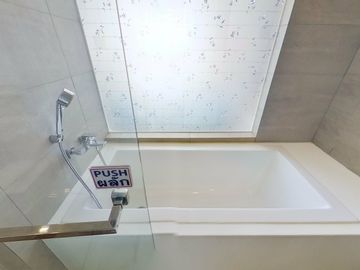 1 Bedroom Condo for sale at Play Condominium