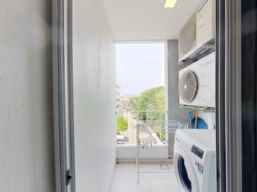 1 Bedroom Condo for sale at Play Condominium