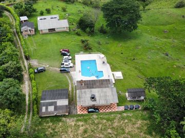 finca en venta en la junca. Cod V12308