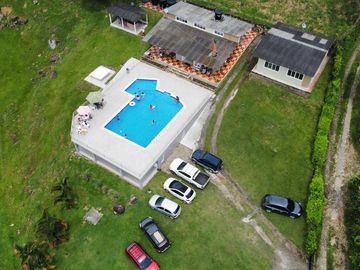 finca en venta en la junca. Cod V12308