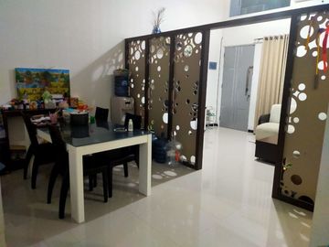 Rumah Furnished Sangat Terawat di Sukolilo Dian Regency 2