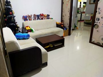 Rumah Furnished Sangat Terawat di Sukolilo Dian Regency 2