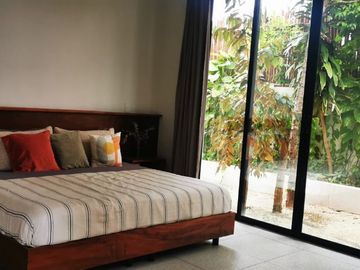 Casa con alberca en residencial privado en Tulum, en venta.