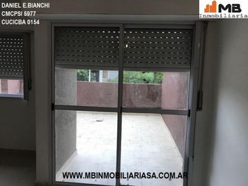 Versalles Venta con renta Monoambiente con balcon en Echenagucia al 1100.