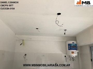 Versalles Venta con renta Monoambiente con balcon en Echenagucia al 1100.