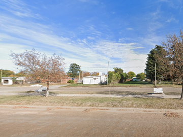 EXCELETE TERRENO EN COLONIA AVELLANEDA. Av. Gral Ramírez entre Av. Valdéz y Jauretche. 643,48 m2