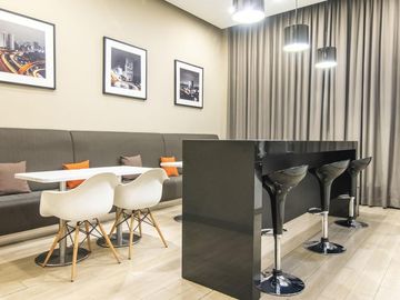 All-inclusive access to workspace and virtual office in Regus Equity Tower