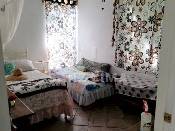 LOS HUESOS: HERMOSA FINCA CAMPESTRE, DISFRUTA DEL AIRE LIMPIO Y LA NATURALEZA