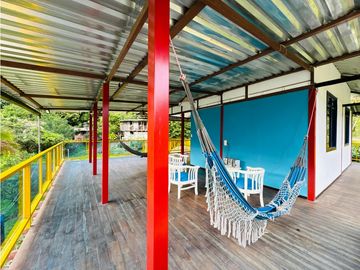 FINCA  CON  4 CASAS PARA LA VENTA EN GENOVA QUINDO COLOMBIA
