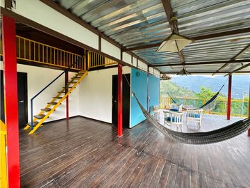 FINCA  CON  4 CASAS PARA LA VENTA EN GENOVA QUINDO COLOMBIA