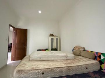 Rumah Modern 2 Lantai di Pangkalan Jati 3+1 Kamar Dekat MRT