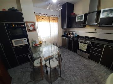 Casa PH en venta en Ituzaingo Norte
