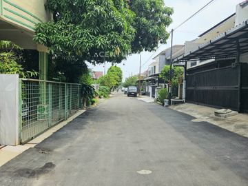 Rumah 2 Lantai Full Renov Taman Modern Cakung Jakarta Timur