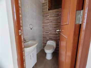 Venta de Departamento Céntrico en 4to Piso, altura de Solari  – TACNA