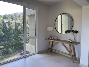 Espectacular departamento amoblado en Tandil.  Increíble y única vista al dique y a toda la ciudad.