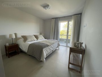 Espectacular departamento amoblado en Tandil.  Increíble y única vista al dique y a toda la ciudad.