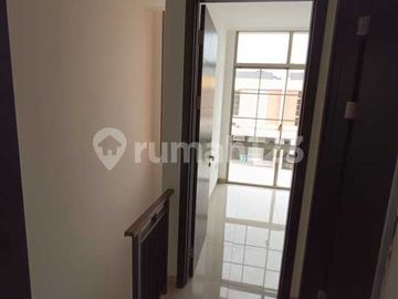 Disewakan Rumah 2Lt Cluster Arcadia Uk 4,5X10 Unfurnish Siap Huni
