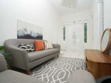 Rumah 2 lantai Free biaya full furnish di Pangkalan jati baru Cinere Depok