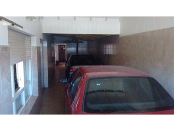 chalet 4 dormitorios calle cabrera al 2900