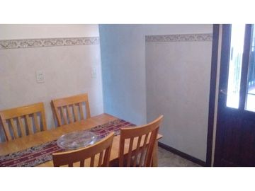 chalet 4 dormitorios calle cabrera al 2900