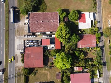 Venta de terreno con dos casas en Vía Panamericana, David Chiriquí