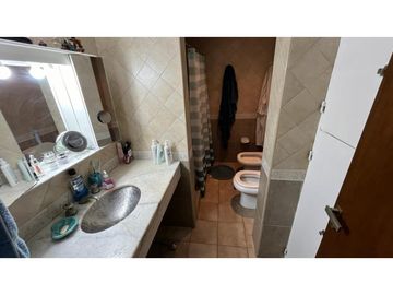 VENDE DEPARTAMENTO PLANTA BAJA SOBRE CALLE EMILIO CIVIT