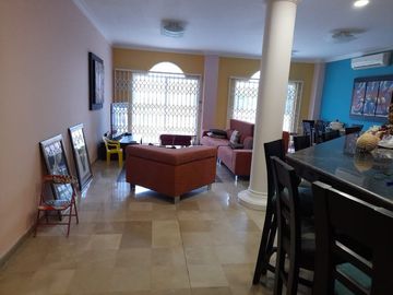 Se Vende Casa Cerca del Mar en Capaes