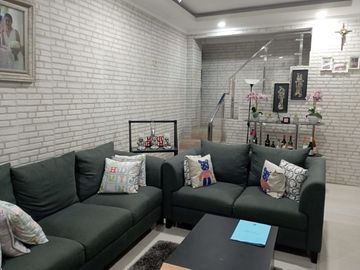 DISEWAKAN RUMAH (Bisa Dijadikan Untuk Kantor) DI JL. KALIBATA UTARA PANCORAN JAKARTA SELATAN