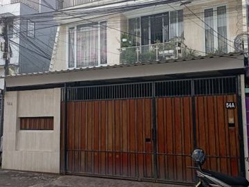 DISEWAKAN RUMAH (Bisa Dijadikan Untuk Kantor) DI JL. KALIBATA UTARA PANCORAN JAKARTA SELATAN