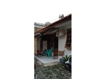Dijual cepat dan murah 8 unit rumah kontrakan di Cempaka Putih
