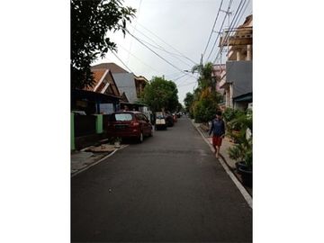 Dijual cepat dan murah 8 unit rumah kontrakan di Cempaka Putih