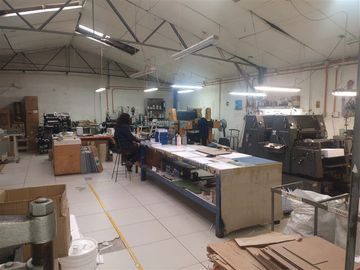 Imprenta equipada en venta en La Cisterna