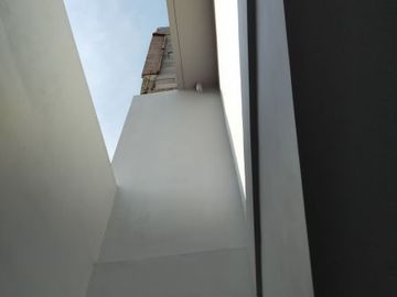 Rumah minimalis 2 lantai siap huni diTanah baru,Depok