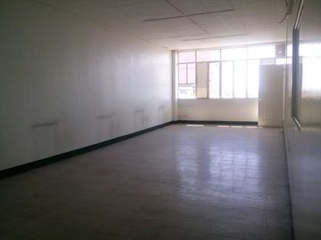 569.11 sqm Semi Fitted Commercial Office Space for Lease in Sen. Gil Puyat Avenue, Makati City.