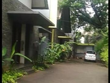 Rumah Siap Huni Strategis Di Kebayoran Baru Jakarta Selatan