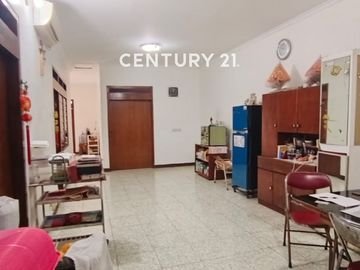 Rumah Dengan LOkasi Premium Kramat Kwitang Jakarta Pusat