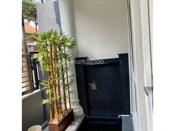 Dijual Murah Rumah Kantor di Jln Durian Raya Jagakarsa Jakarta Selatan